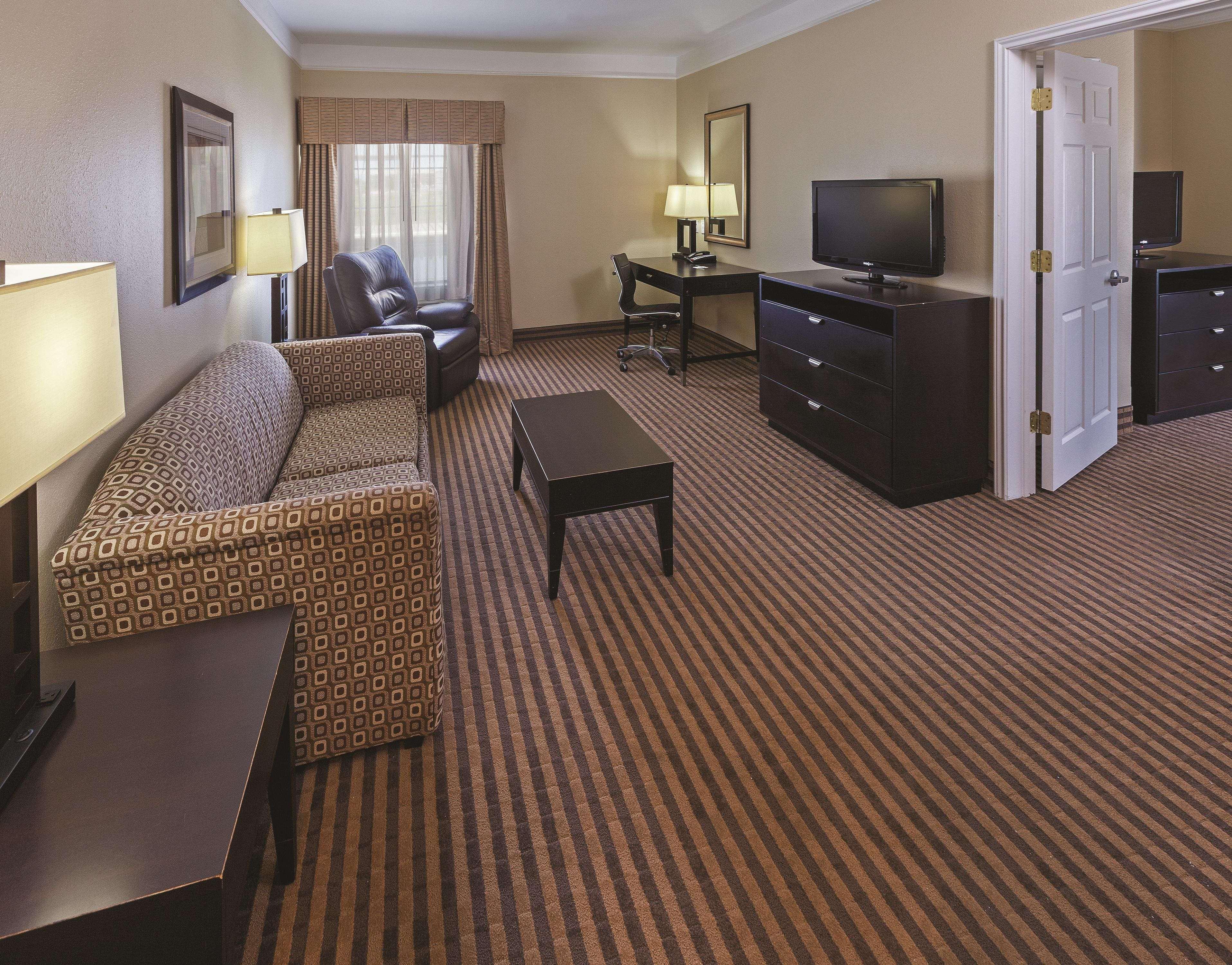 La Quinta By Wyndham Livingston Hotel Kültér fotó